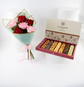 Diplomat Petitefour Luxury Box n Rose Bouquet